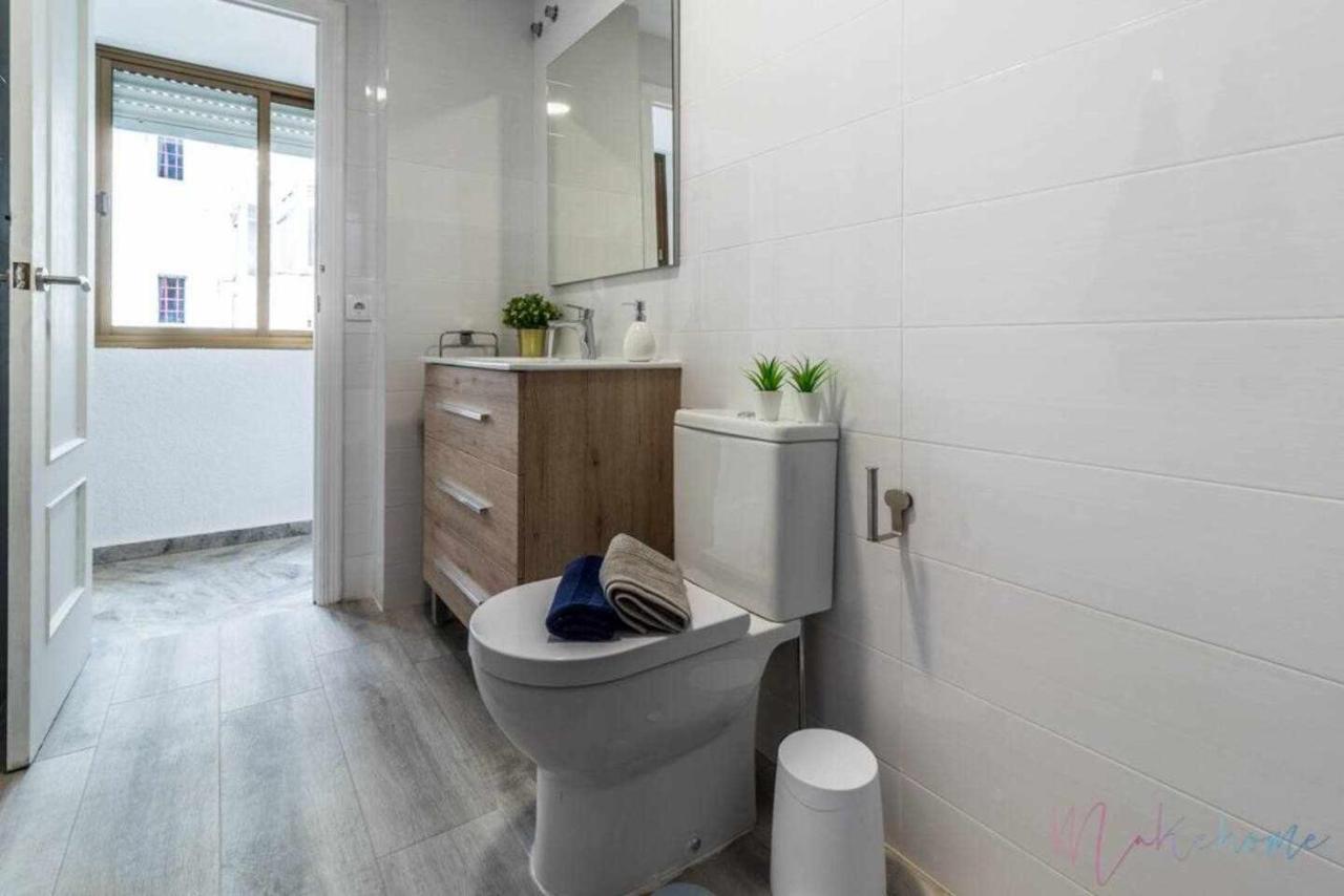 Apartamento Tranquilo En Pleno Centro Con Garaje Huelva Esterno foto